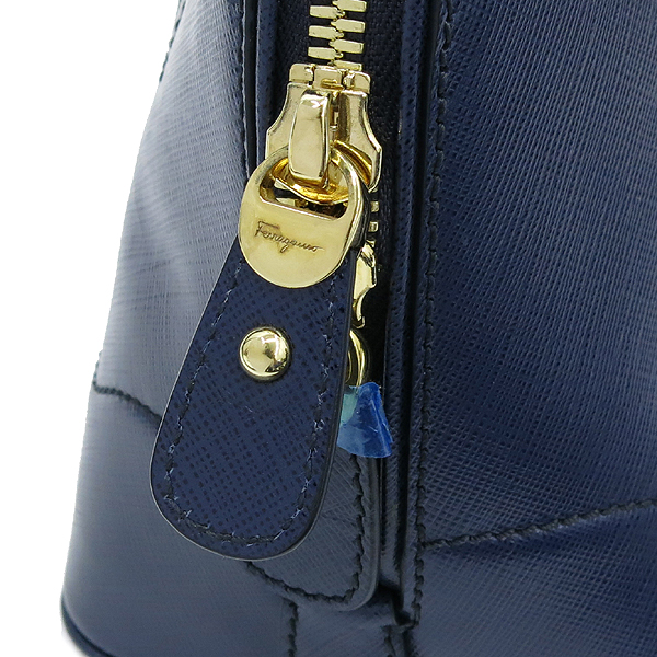 Ferragamo(��󰡸�) 21 E703 ROSSO ���̺� ���ǾƳ� 2WAY [��������] �̹���5 - ���̺��� �߰���ǰ