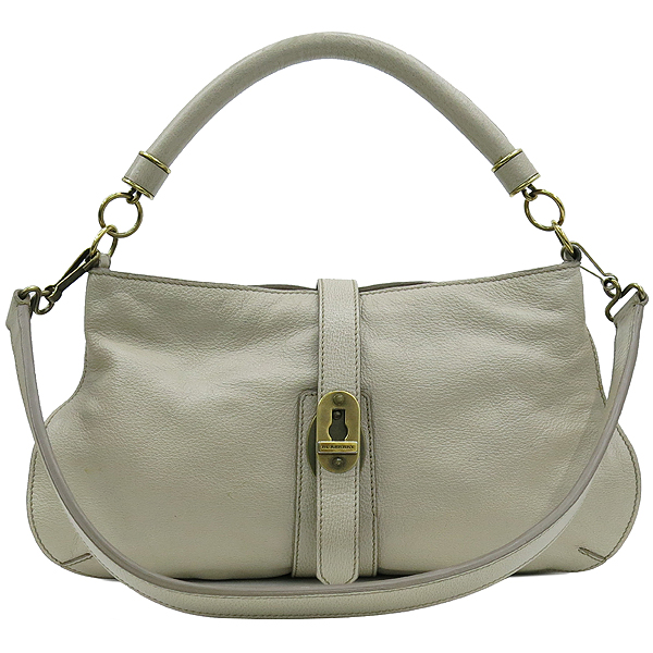 ������  �����