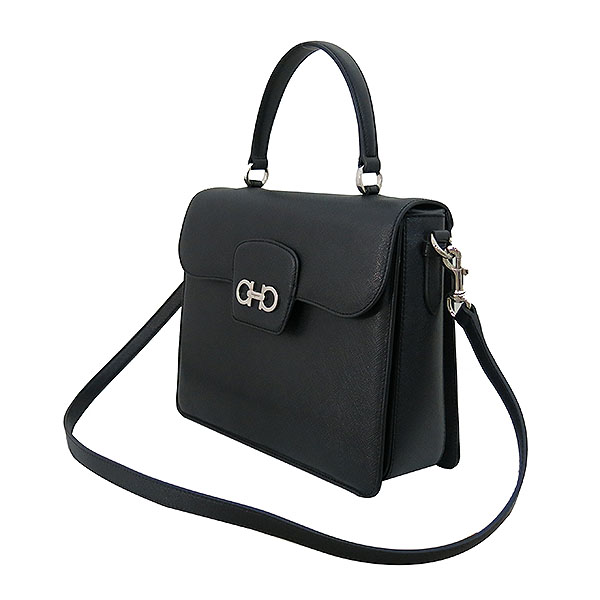 Ferragamo(��󰡸�) 21-E082 ���� �÷� ���ǾƳ� ��Ʈ�� + ��Ʈ�� 2way [�λ꼾�Һ���] �̹���2 - ���̺��� �߰���ǰ