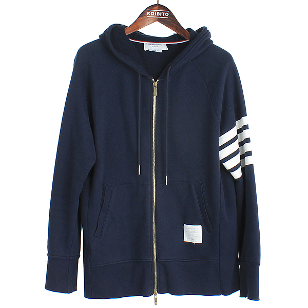 �����  ����