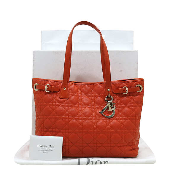 ���  �����