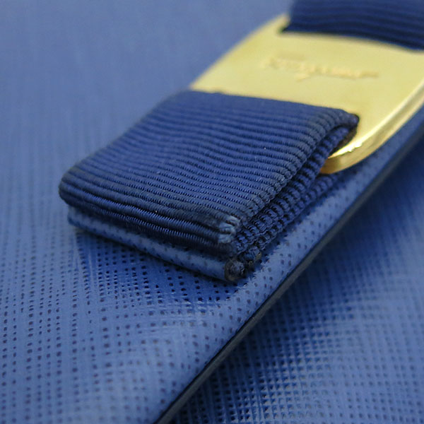 Ferragamo(��󰡸�) 22 B558 ���� ���ǾƳ� �ٶ� ���� ���� ü�� ��� ũ�ν��� [�λ꺻��] �̹���4 - ���̺��� �߰���ǰ