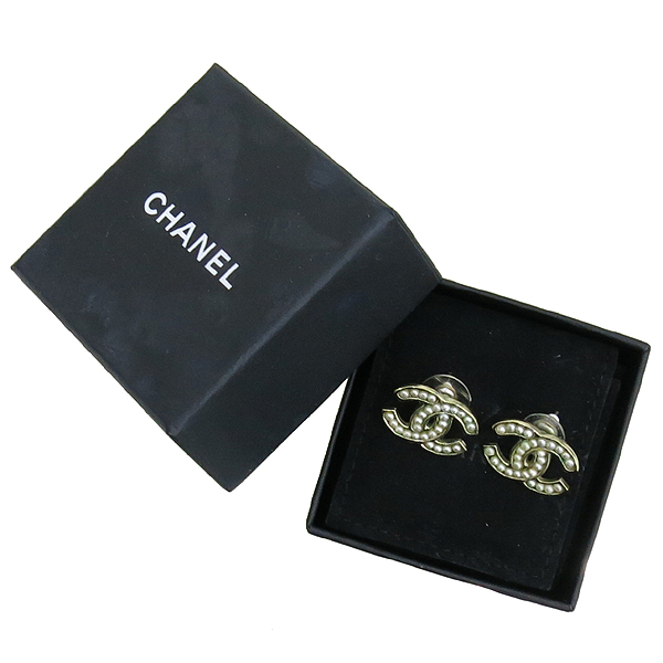 ����  �Ͱ���