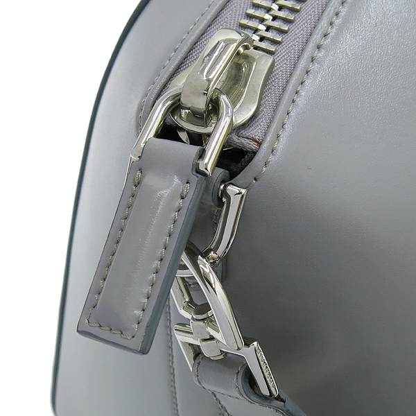 GIVENCHY(�����) �׷���  CALF(ī��)��Ų ��Ƽ���� M������ ��Ʈ�� + �����Ʈ�� 2WAY [��������] �̹���5 - ���̺��� �߰���ǰ