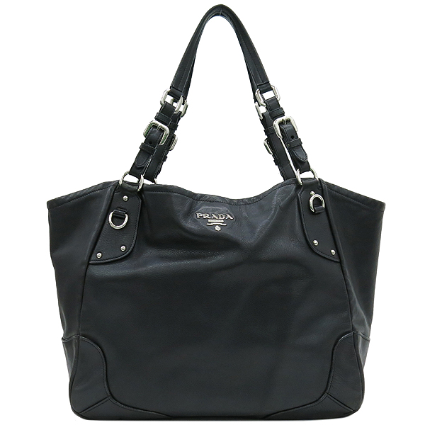 �����  �����