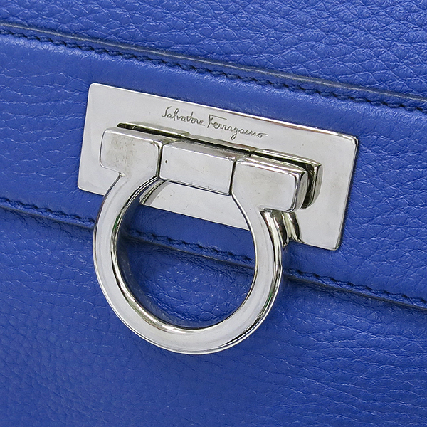 Ferragamo(��󰡸�) 21 A896 ���Ǿ� ���� ���� ���� ��ġ�� �� ��� ��Ʈ�� + �����Ʈ�� [��������] �̹���3 - ���̺��� �߰���ǰ