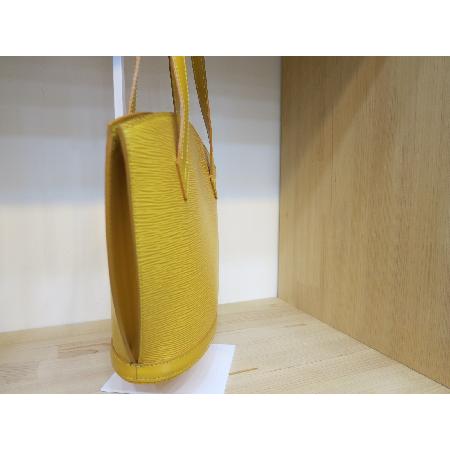 Louis Vuitton(���̺���)���� ����ũ ���� ����� �̹���3 - ���̺��� �߰���ǰ