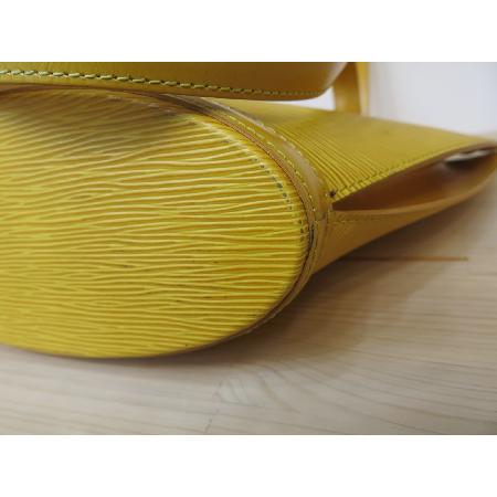 Louis Vuitton(���̺���)���� ����ũ ���� ����� �̹���5 - ���̺��� �߰���ǰ