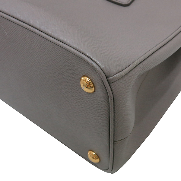 Prada(�����) BN1801 SAFFIANO LUX ARGILLA �׷��� ���ǾƳ� ���� ���� �ﰢ �ΰ� ��Ʈ�� + �����Ʈ�� 2WAY [��õ��] �̹���5 - ���̺��� �߰���ǰ