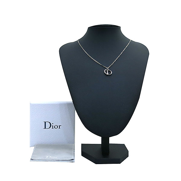 ���  �����