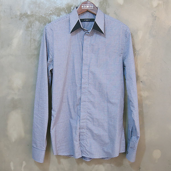 �����  ����