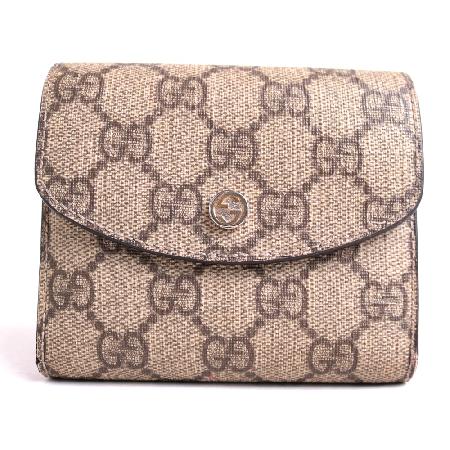 ����  ������