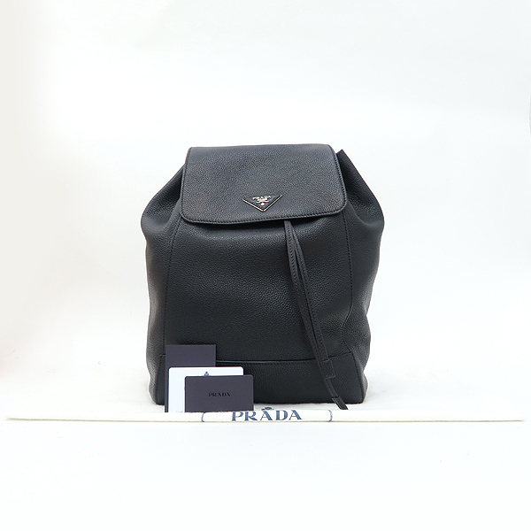 �����  ����