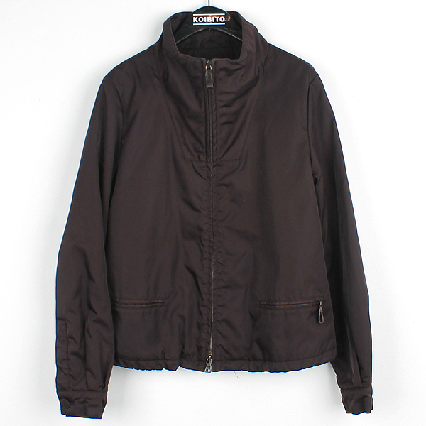 �����  ����