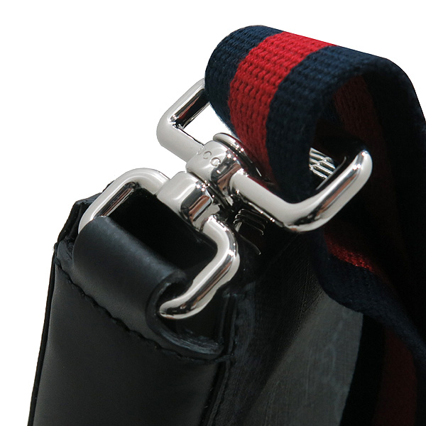 Gucci(����) 474137 GG�ΰ� PVC ���� ȥ�� ������ �޽��� ũ�ν��� [��õ��] �̹���4 - ���̺��� �߰���ǰ