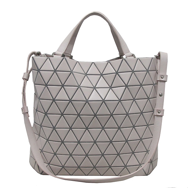 ISSEY MIYAKE (�̼��̹̾���) BB78-AG311-21 �ε���ũ ���� ���� BAOBAO �ٿ��ٿ� ��Ʈ�� + �����Ʈ�� 2WAY [�뱸�ݿ��纻��] �̹���2 - ���̺��� �߰���ǰ
