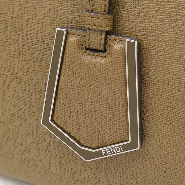 Fendi(���) 8BH250 ������ ���� ���긣 2WAY [��������] �̹���3 - ���̺��� �߰���ǰ