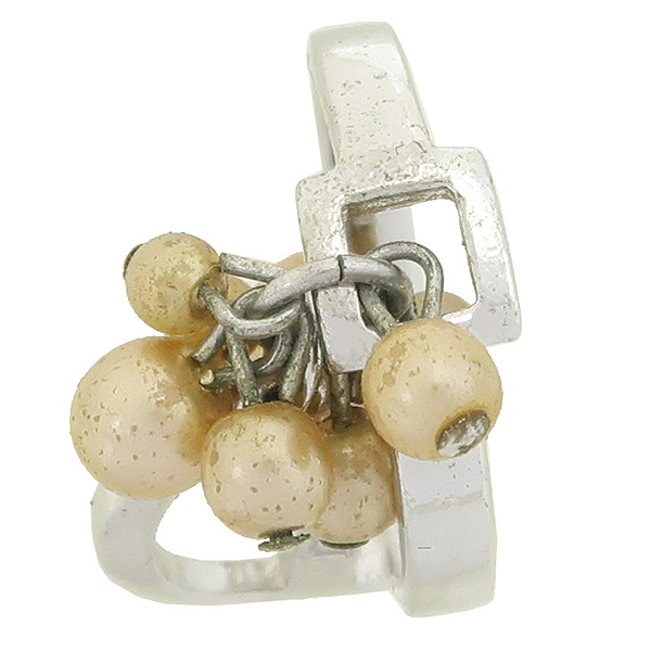 ���  ����