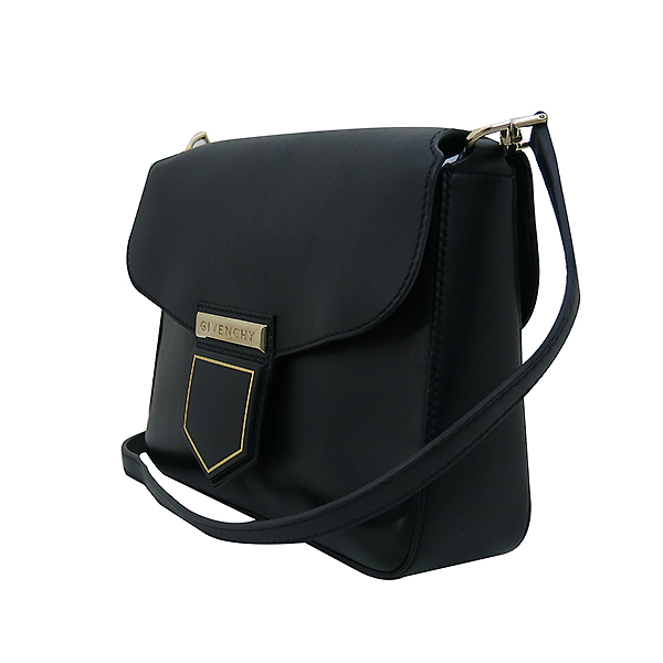 GIVENCHY(�����) BB05661009 NOBILE(�����) S������ ���� ���� ũ�ν��� [�λ꼾�Һ���] �̹���3 - ���̺��� �߰���ǰ