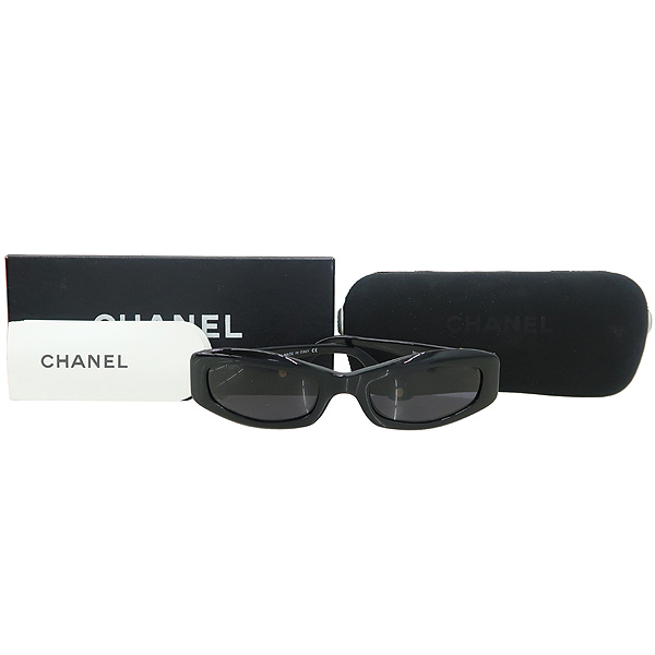 ����  ���۶�