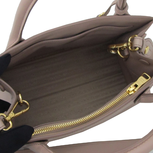 Prada(�����) 1BA156 �ε���ũ ���ǾƳ� ���� ���ũ�� ��Ʈ�� + ��Ʈ�� 2WAY [�뱸�ݿ��纻��] �̹���5 - ���̺��� �߰���ǰ