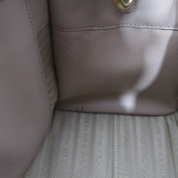 Prada(�����) 1BA156 �ε���ũ ���ǾƳ� ���� ���ũ�� ��Ʈ�� + ��Ʈ�� 2WAY [�뱸�ݿ��纻��] �̹���7 - ���̺��� �߰���ǰ