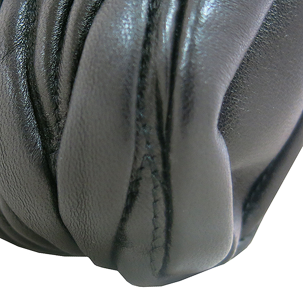 MiuMiu(�̿�̿�) RP0363 ���� �÷� ���� ��Ʋ��� Ŭ��ġ�� + ũ�ν��� [�뱸��������] �̹���4 - ���̺��� �߰���ǰ