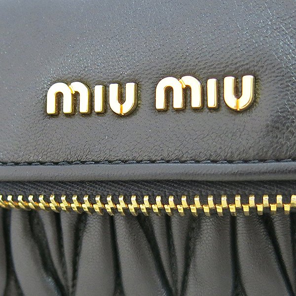 MiuMiu(�̿�̿�) RP0363 ���� �÷� ���� ��Ʋ��� Ŭ��ġ�� + ũ�ν��� [�뱸��������] �̹���5 - ���̺��� �߰���ǰ