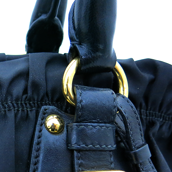 Prada(�����) BN1336 TESSUTO GAUFRE NERO ���� �к긯 ������ ����ΰ� ��Ʈ�� + �����Ʈ�� 2WAY [�λ꼾�Һ���] �̹���4 - ���̺��� �߰���ǰ