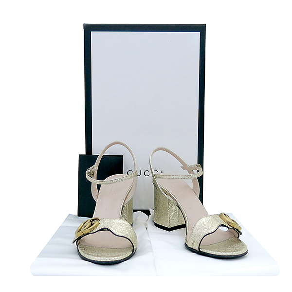 ����  ����