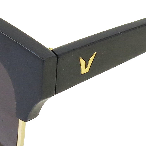 GENTLE MONSTER(��Ʋ����) MADAME.M ���� �ΰ� ��� ���۶� [���빮��] �̹���5 - ���̺��� �߰���ǰ