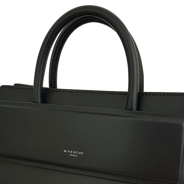 GIVENCHY(�����) BB05559005 ���� ���� ȣ������ �̴� ��Ʈ��+ũ�ν� ��Ʈ�� [���빮��] �̹���4 - ���̺��� �߰���ǰ