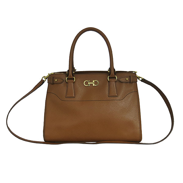 ��󰡸� ��ġ�� ���ǾƳ� ��Ʈ�� 