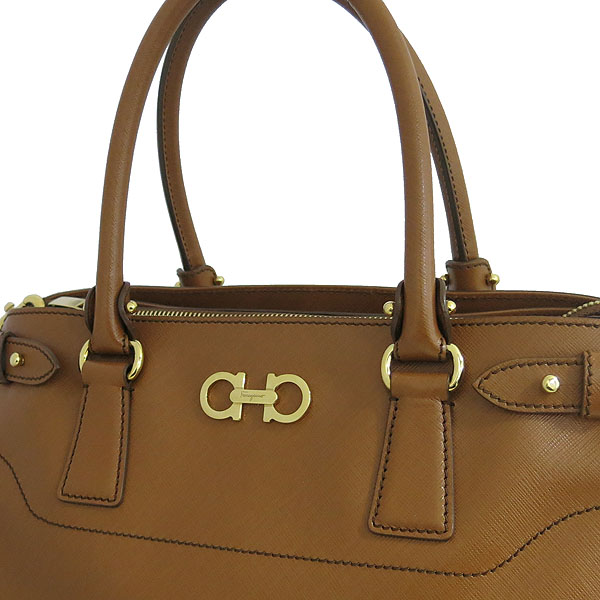 Ferragamo(��󰡸�) 21 D940 ���� �÷� ���ǾƳ� ���� ��ġ�� ��� 2WAY [���빮��] �̹���3 - ���̺��� �߰���ǰ