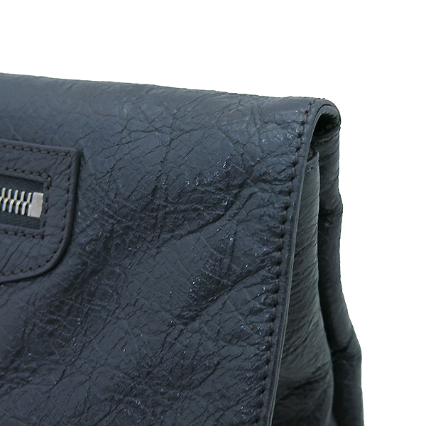 Balenciaga(�߷��þư�) 438768 �׷��� �÷� �������� Ŭ��ġ �� ũ�ν��� [�λ꼾�Һ���] �̹���4 - ���̺��� �߰���ǰ