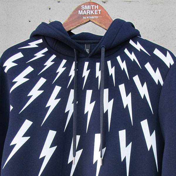 NEIL BARRETT(�ҹٷ�) PBJS1780 ����Ʈ�� ��Ʈ ���̺� �÷� �׿����� ������ �ĵ� Ƽ [���빮��] �̹���2 - ���̺��� �߰���ǰ