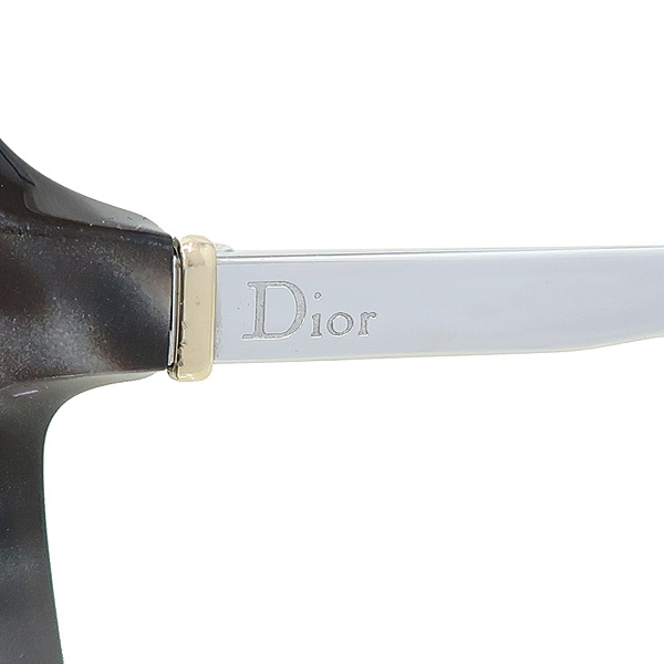 Dior(ũ����î���) 2229A ���� �ΰ� ��� ���۶� [�뱸�ݿ��纻��] �̹���4 - ���̺��� �߰���ǰ