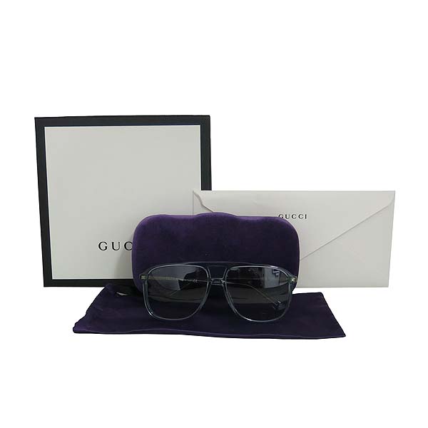 ����  ���۶�