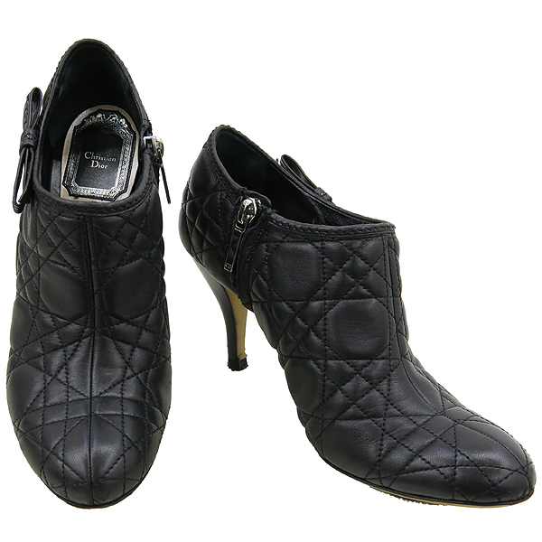 ���  ����