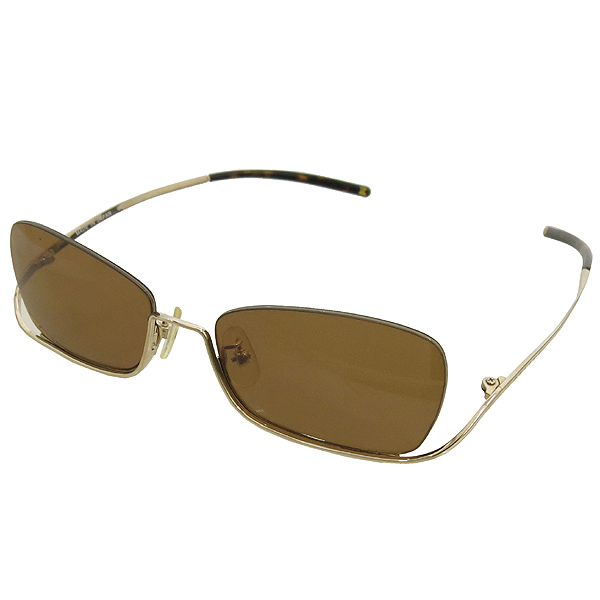 ������  ���۶�