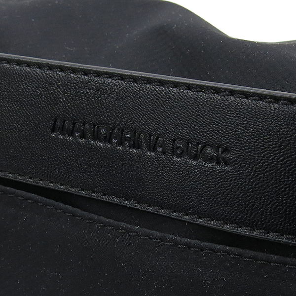 MANDARINA DUCK(���ٸ�����) B0T03001K181 ���� �к긯 ũ�ν��� [��������] �̹���3 - ���̺��� �߰���ǰ