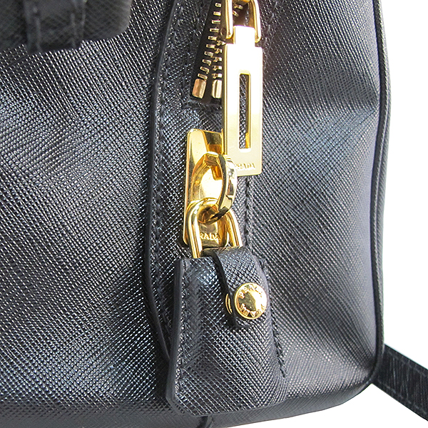 Prada(�����) BL0823 ���� ���ǾƳ� ���� �ﰢ �ΰ� ��� ��Ʈ��+�����Ʈ�� 2WAY [�뱸�ݿ��纻��] �̹���4 - ���̺��� �߰���ǰ