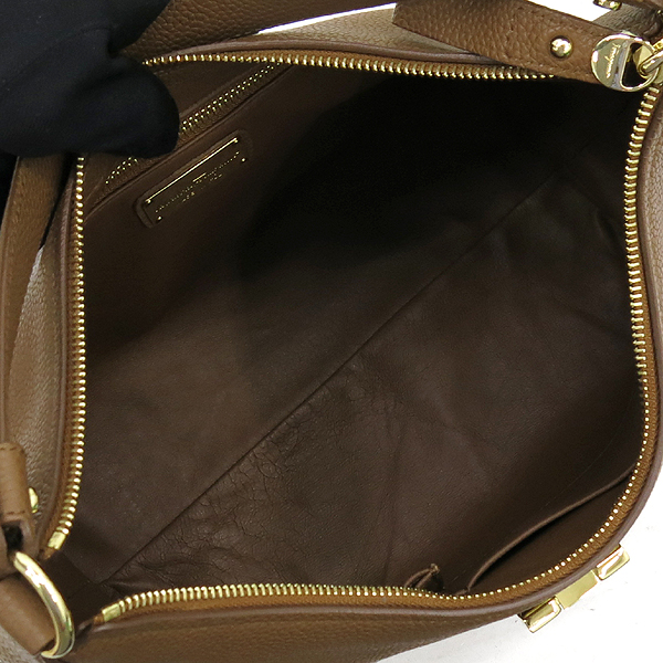 Ferragamo(��󰡸�) 21 E654 ���� ��ġ�� �ΰ� ��� �Ĵϻ� ȣ�� ����� [��������] �̹���5 - ���̺��� �߰���ǰ