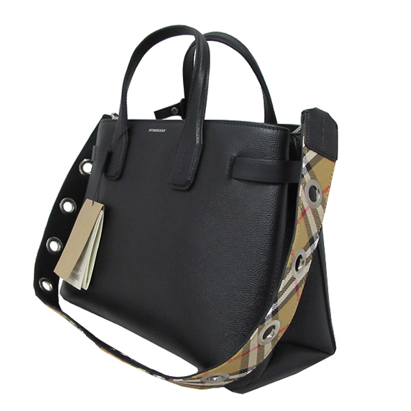 Burberry(������) 4079952 ��Ƽ�� üũ ���� ���� ��Ʈ + �����Ʈ�� [�뱸�ݿ��纻��] �̹���3 - ���̺��� �߰���ǰ