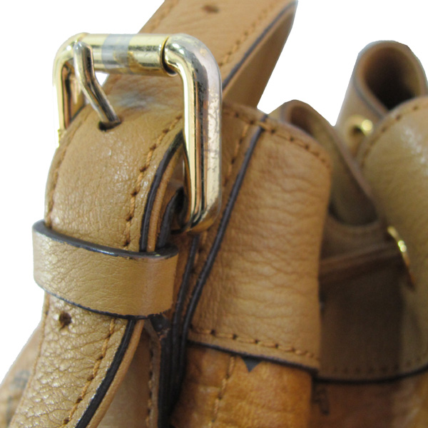 MCM(������) MWD0SVI48CO001 ���� �÷� ���� �ΰ� ���佺 ��ο� ��Ƽ�� 2WAY [�뱸�ݿ��纻��] �̹���3 - ���̺��� �߰���ǰ