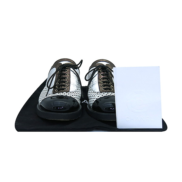 ����  ����