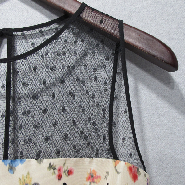 VALENTINO(�߷�Ƽ��) ���� �߷�Ƽ�� �ö�� ���ǽ� [�뱸�ݿ��纻��] �̹���3 - ���̺��� �߰���ǰ