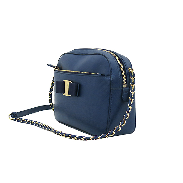 Ferragamo(��󰡸�) 21 F568 ����� LYDIA ���� ���ǾƳ� ���� ����ü�� ũ�ν��� [�λ꼾�Һ���] �̹���2 - ���̺��� �߰���ǰ