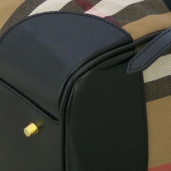 Burberry(������) �Ͽ콺 üũ �к긯 ���� ���� Ʈ���� ����� [���빮��] �̹���5 - ���̺��� �߰���ǰ