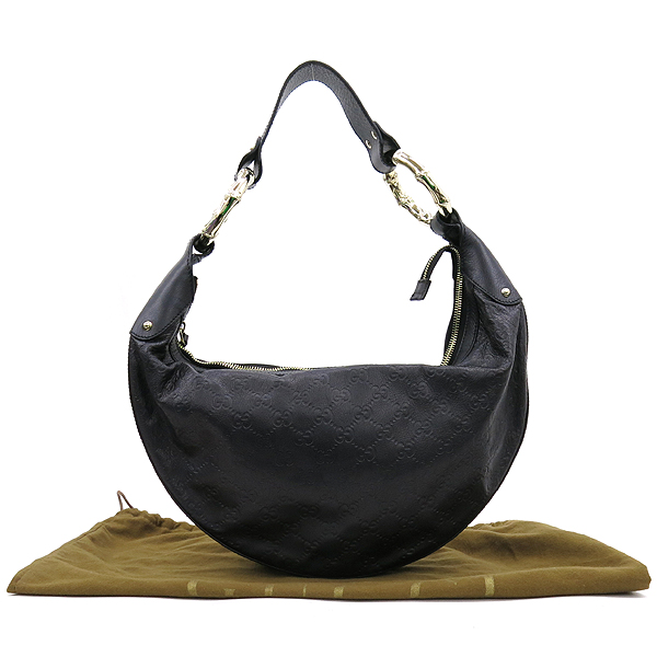 ����  �����